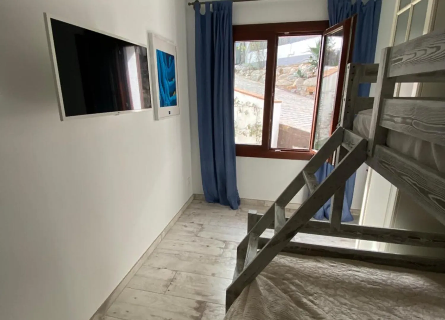B&B Premium Premia De Dalt 0*,  Spain