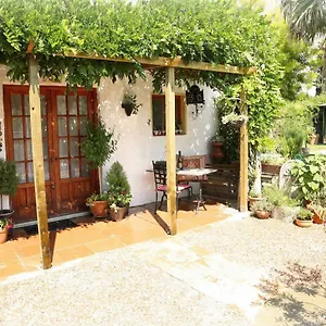 Bed and breakfast River Ebro Holidays, Tivenys