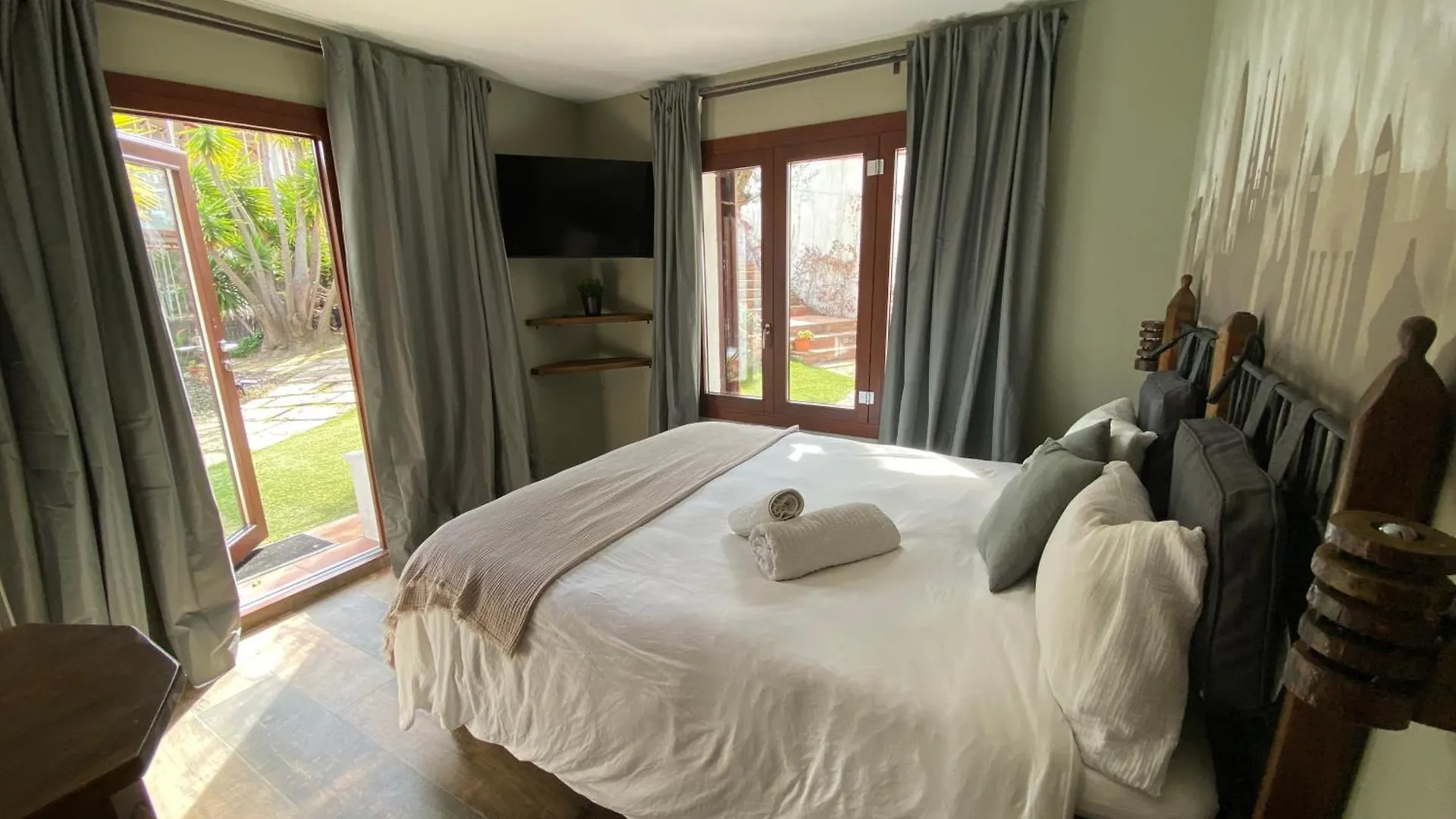B&B Premium Премия-де-Дальт